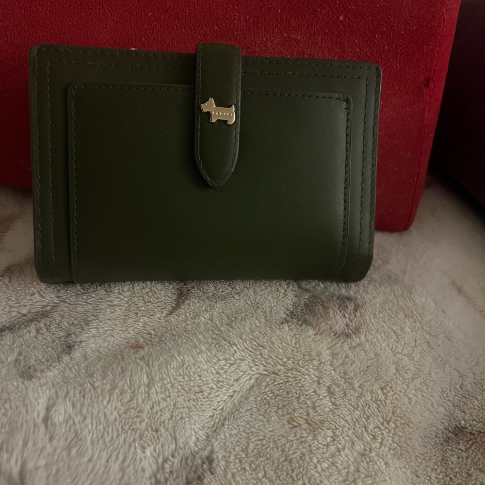 Radley Willis Street medium wallet used 1 week excellent condition